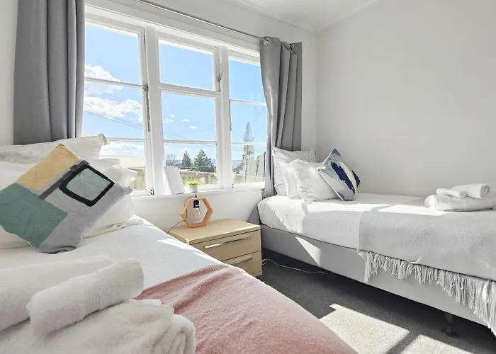 Lake, Mountain View - Near Major Attractions * Rotorua